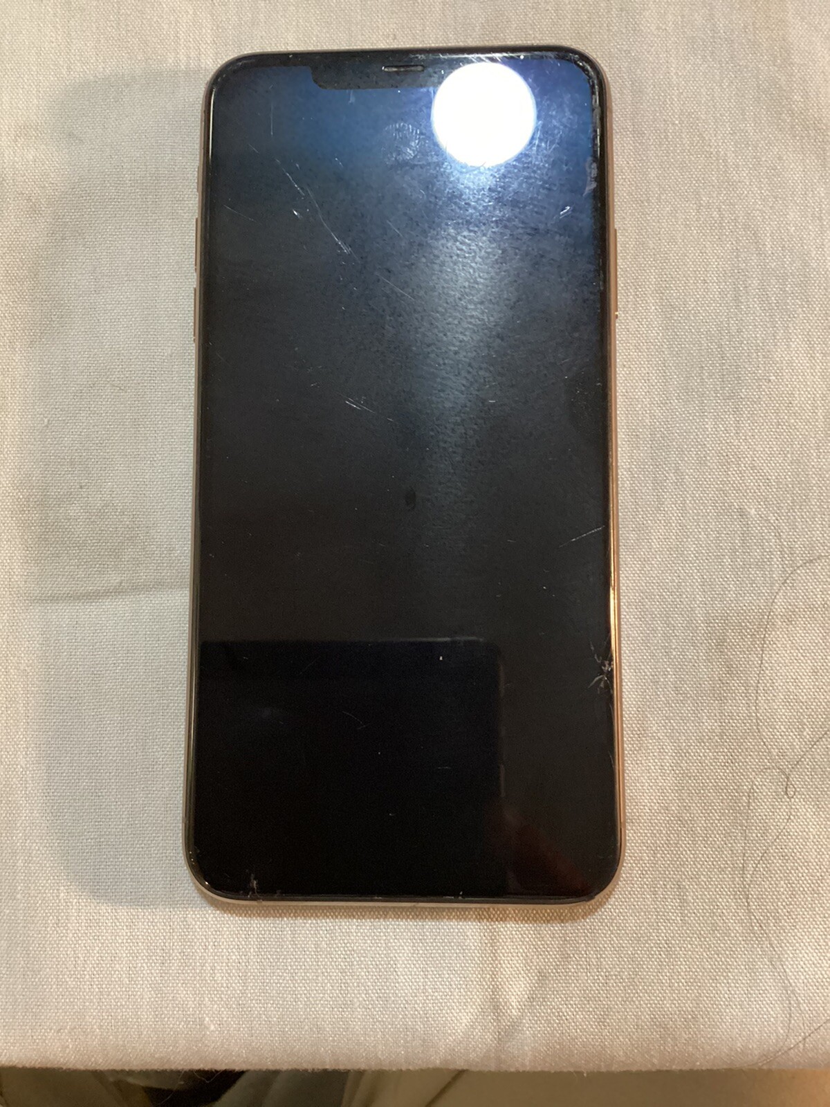 Apple iPhone 11 Pro Max – 64GB – Gold (AT&T) A2161 (See