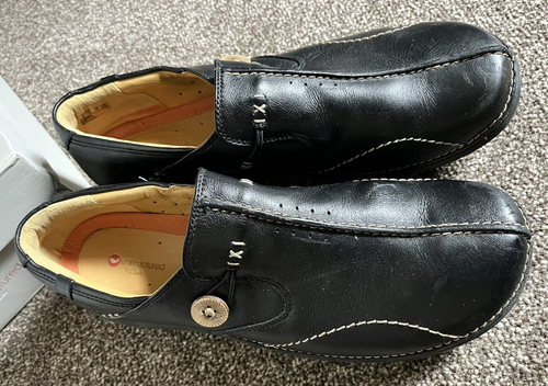 Clarks UnLoop Womens Leather Slip On Flat Comfort Work Shoes Black Size UK 8 E - Picture 2 of 23