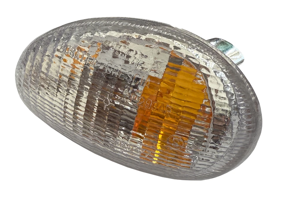 COPPIA FRECCE POSTERIORI BIANCHE PER PIAGGIO VESPA ET2 ET4 50 125 150 - Immagine 2 di 3