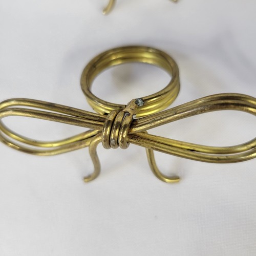 Lot Set 7 Gold Brass Bows Napkin Rings Holders Ribbon Tied Thick Metal Coquette - Picture 7 of 17