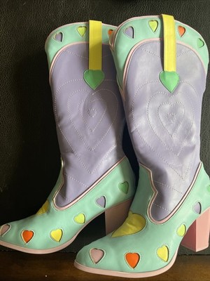 YRU Space Cowgirl Boots Preowned