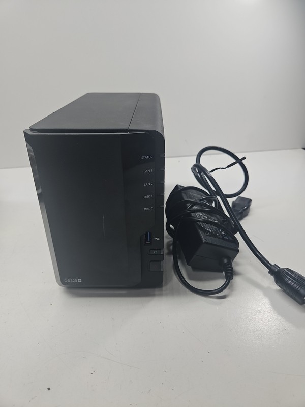 Synology DiskStation DS220+ NAS (Network Attached Storage) - DS220 - 6GB RAM