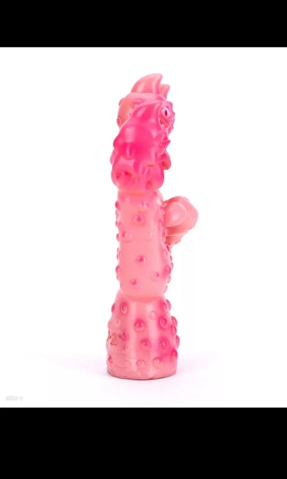 1-1 Sofubi Designer Toy "ShockaClaw" by Tony Mora - Immagine 4 di 4