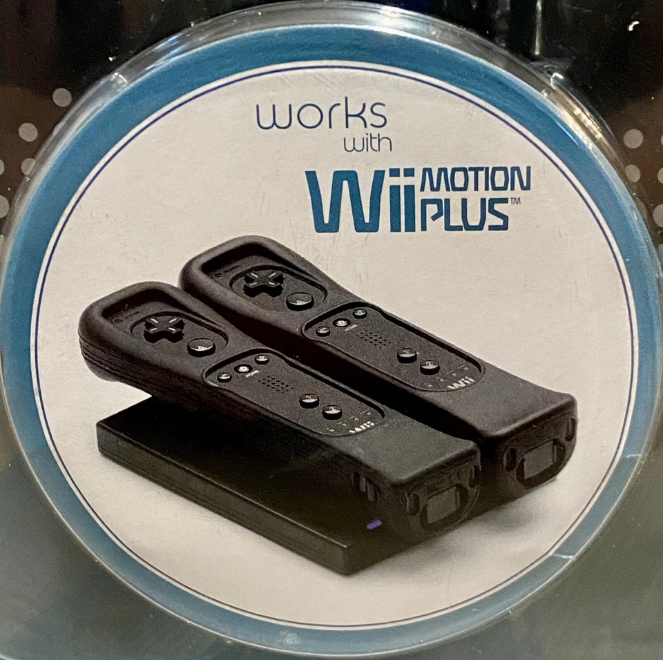 Estación de carga Psyclone para controles remotos Wii Motion Plus con 2 baterías selladas nueva en caja Foto 2 de 4