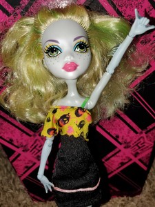 monster high blonde