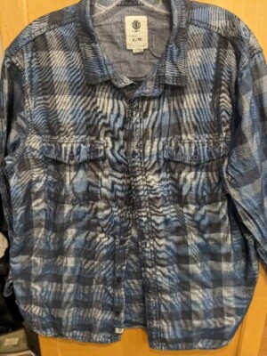 Element Shirt Adult XL Fits Large  blue plaid Button Up Long Sleeve Mens light