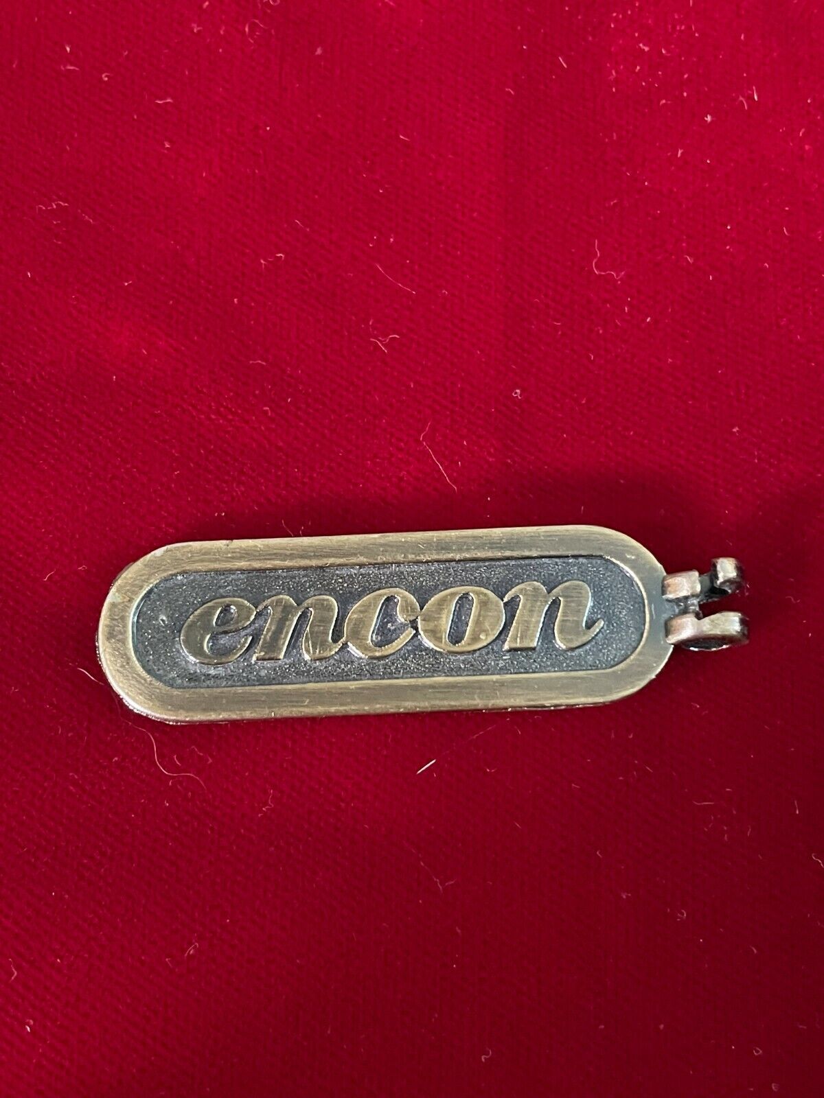 Foto 1 di 2