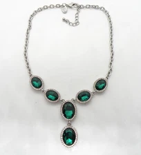 Rare Charming Charlie Dark Green Tear Drop Silver Tone Jewelry Pendant Necklace