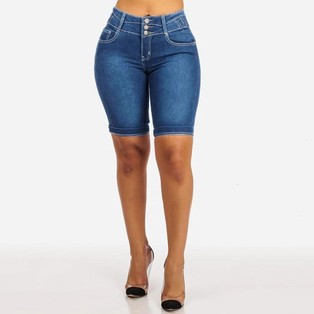 Pantalones cortos apretados sales