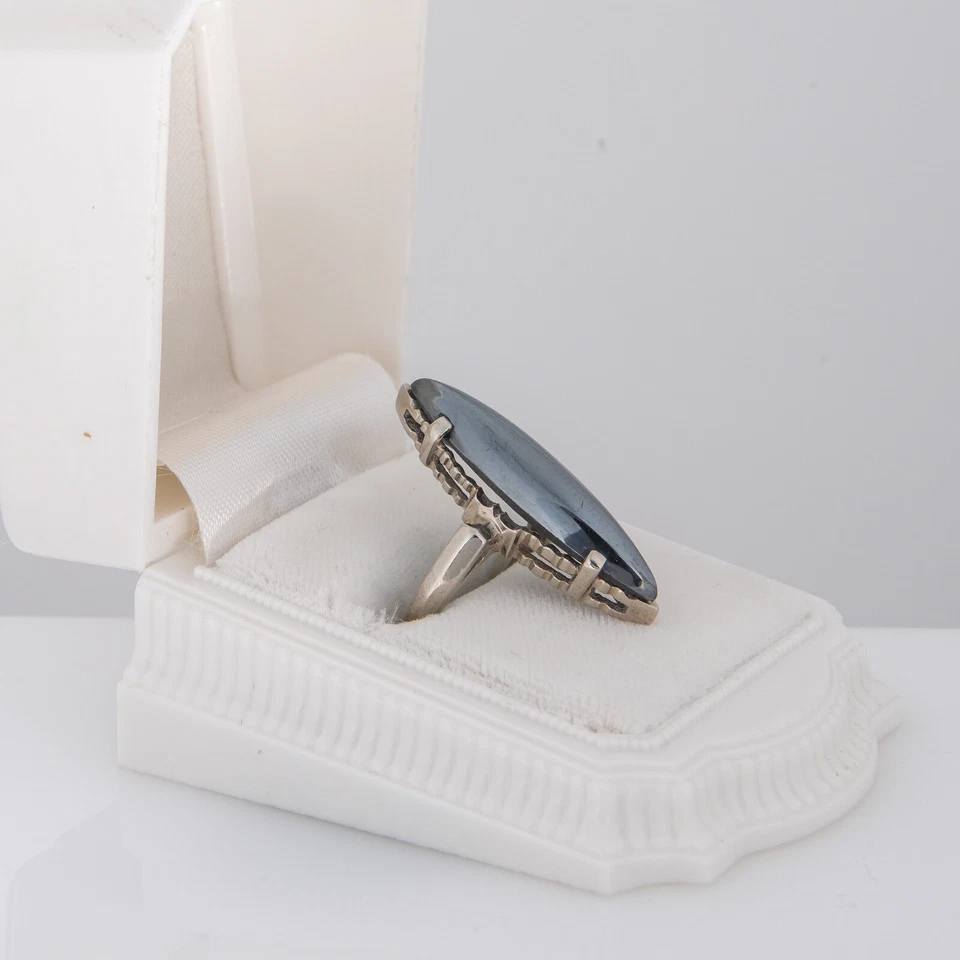 Antique / Vintage Hematite Cabochon Navette / Marquise 10K White Gold Ring - Image 2 of 4