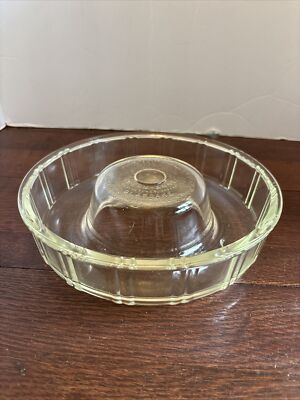 1940'S Glass Queen Anne Glass bake Jell-O Mold Bundt Cake Baking Pan Dish USA