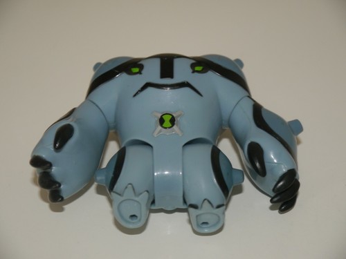 Ben 10 Action Figures 4" ( 10 cm ) Range Figures Genuine Bandai One P&P _ B - Picture 258 of 272