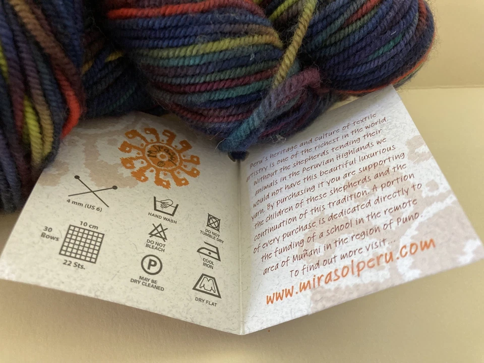 Mirasol Hacho Hank 100% Hand Dyed Merino Wool 50gm/137 yds Multi-Color - Image 2 of 3