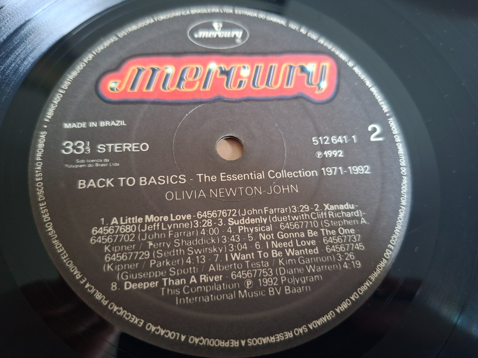 OLIVIA NEWTON JOHN LP BACK TO BASICS THE ESSENTIAL COLLECTION 1971-1992 VG+ POP thumbnail 4