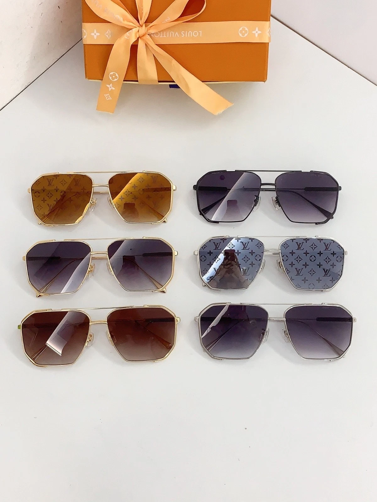 LLOUISV Z1316 Geometric Aviator Sunglasses Silver Frame Monogram Lens 61mm - product detail image 4