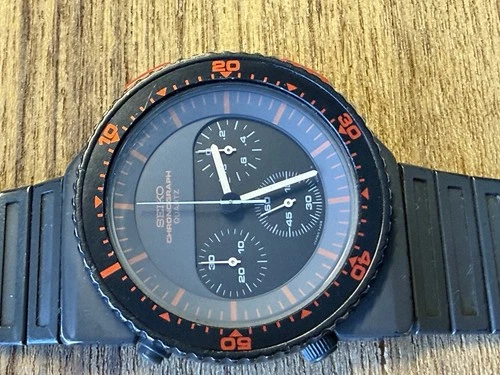 Seiko 7A28-6000 Giugiaro Design Quartz Chronograph Aliens Bishop Vintage 1983