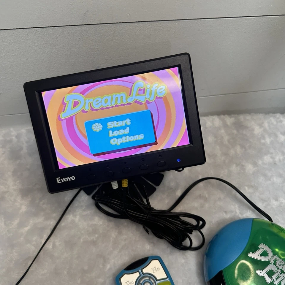 Videojuego Dream Life TV Plug and Play con control remoto 2005 Hasbro - Funciona muy bien Foto 2 de 4