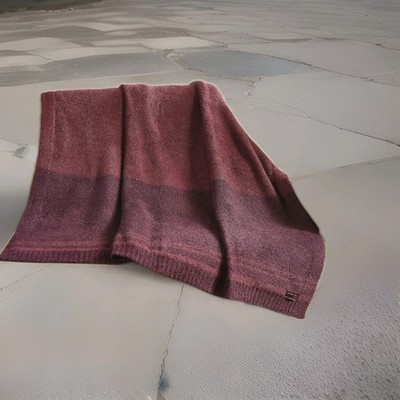 Barefoot Dreams   Ribbed Tri-Color Throws 45×60 Blk Currant MSRP $168 - ONLY $68