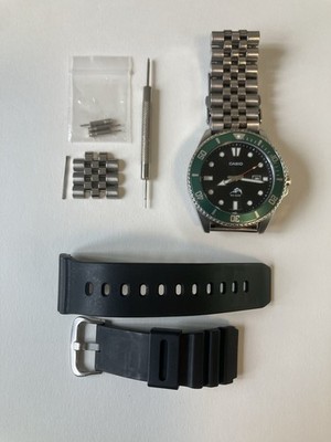 Used Casio MDV106B-1A3V Green Bezel w/Jubilee Style Steel Bracelet + Resin Strap
