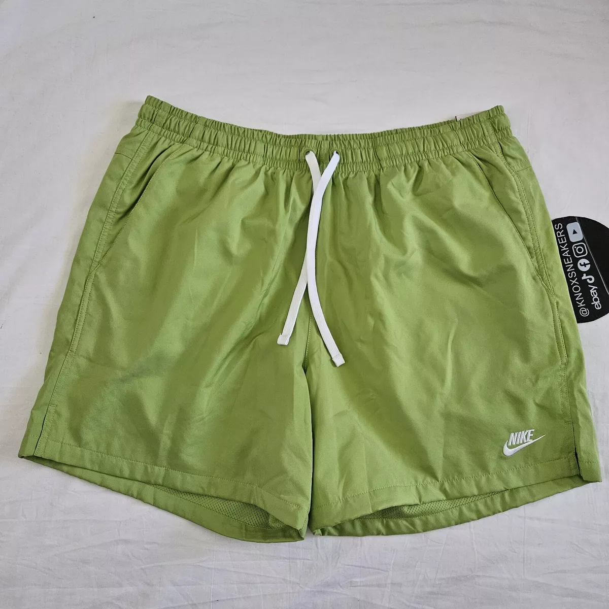 Ar2382 nike store
