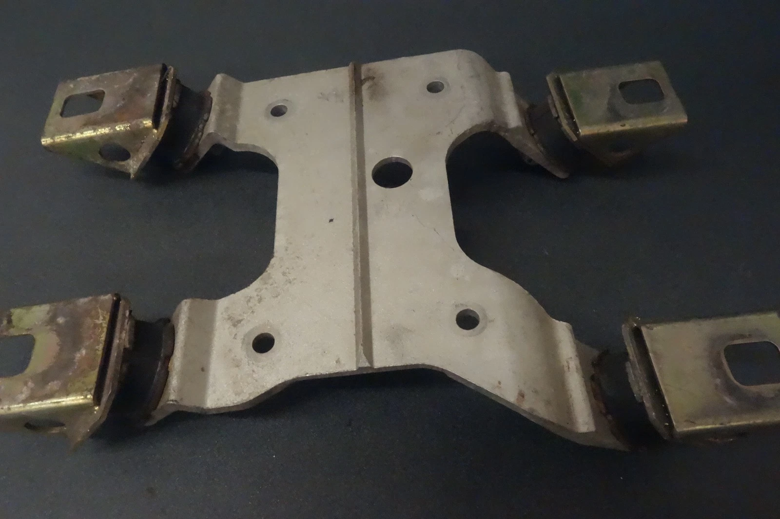 Ski-Doo OEM Engine Support Plate & Rubber Mounts 1999-2004 Formula MX Z & Summit