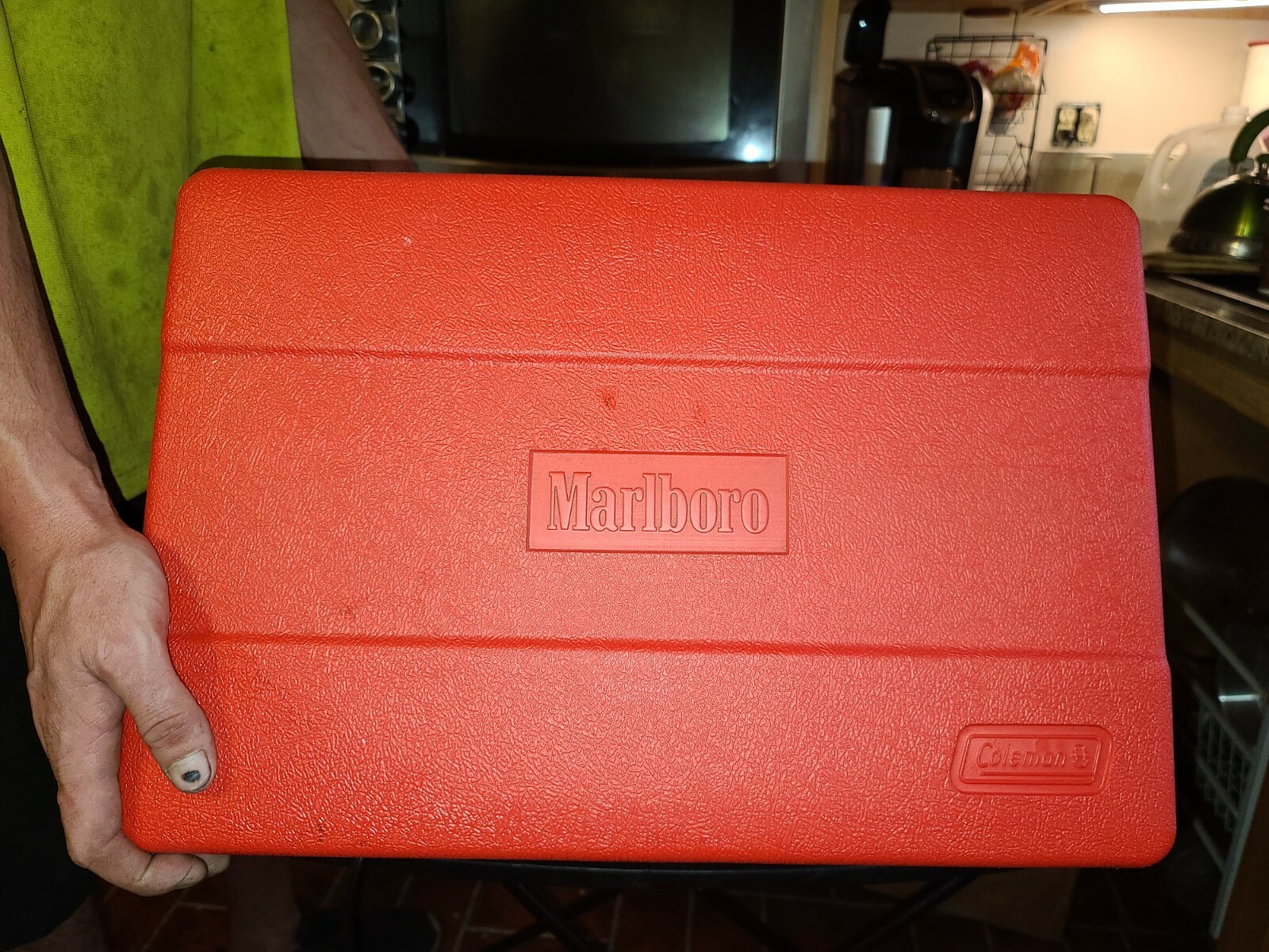 marlboro 12v cooler