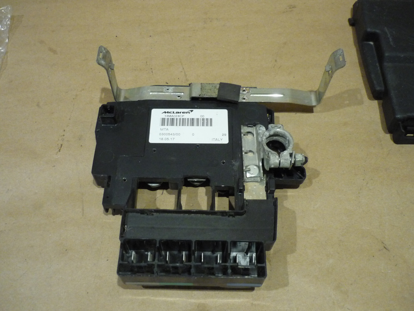 McLaren 720s -Battery Fuse Box Terminal - P/N 14MA024CP