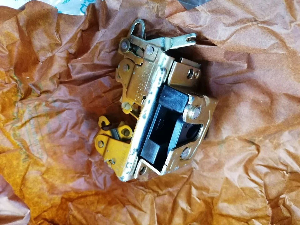 Daewoo 96209648 - Türschloss hinten Links NEU OVP Original Lagerware Espero 0000 - Immagine 3 di 3