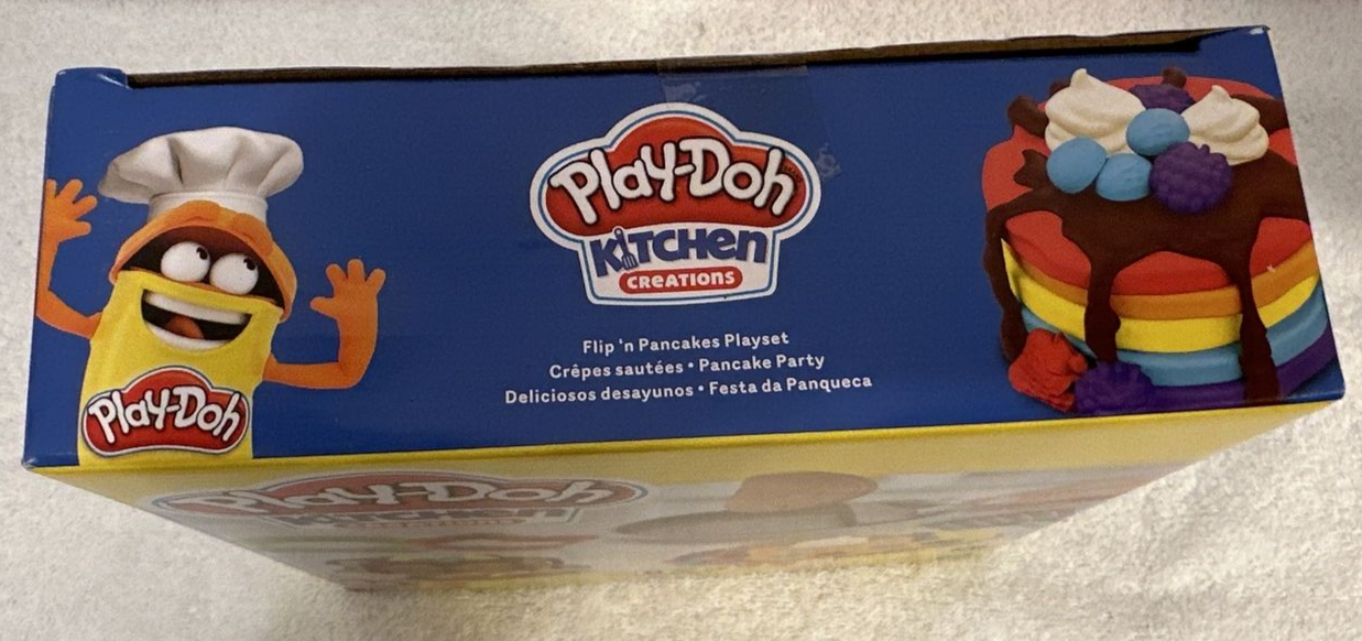 Play-doh Kitchen Creations Flip 'n Pancakes Playset, Doughs, Putty & Sand, Baby & Toys