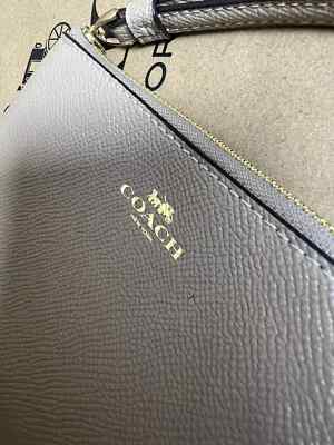 NWT Coach Corner Zip Wristlet Leather 58032 Taupe Light Brown