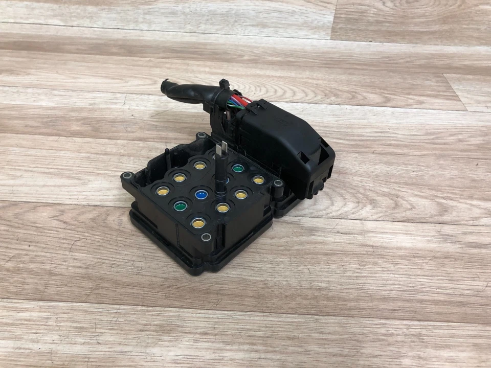 MERCEDES BENZ OEM W204 C250 C350 ABS SISTEMA BOMBA FRENO MÓDULO ANTIBLOQUEO 12-15 Foto 2 de 4