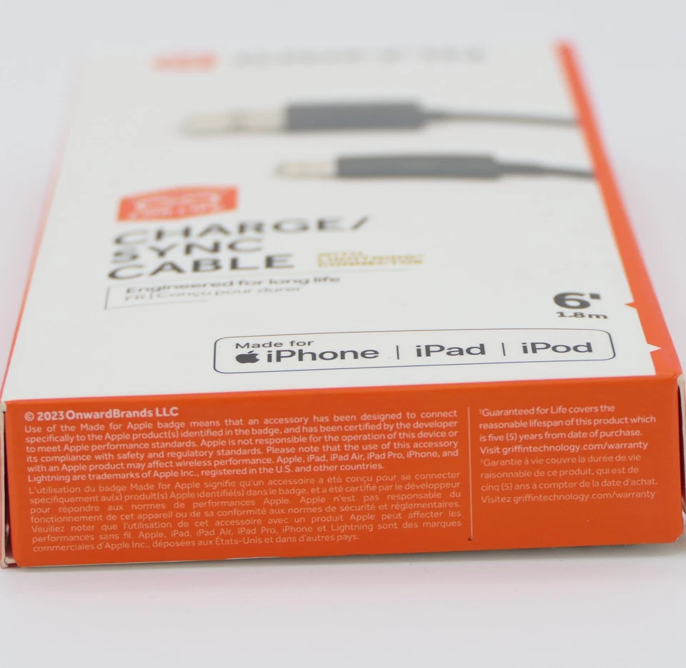 Griffin Charge / Sync Cable w/ Lightning Connector 6 Ft Black M-Fi Certified - Image 3 of 3