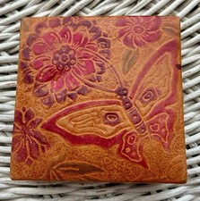 VINTAGE MEXICAN HAND TOOLED LEATHER COIN HOLDER PURSE WALLET BUTTERFLY