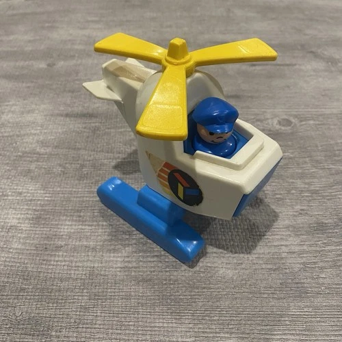 Vintage Fisher Price Little People Air Lift Helicopter 635 Pilot Cargo Carrier