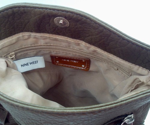 Borsa convertibile Nine West Vegan in pelle con tracolla Wrislet - Foto 10 di 17