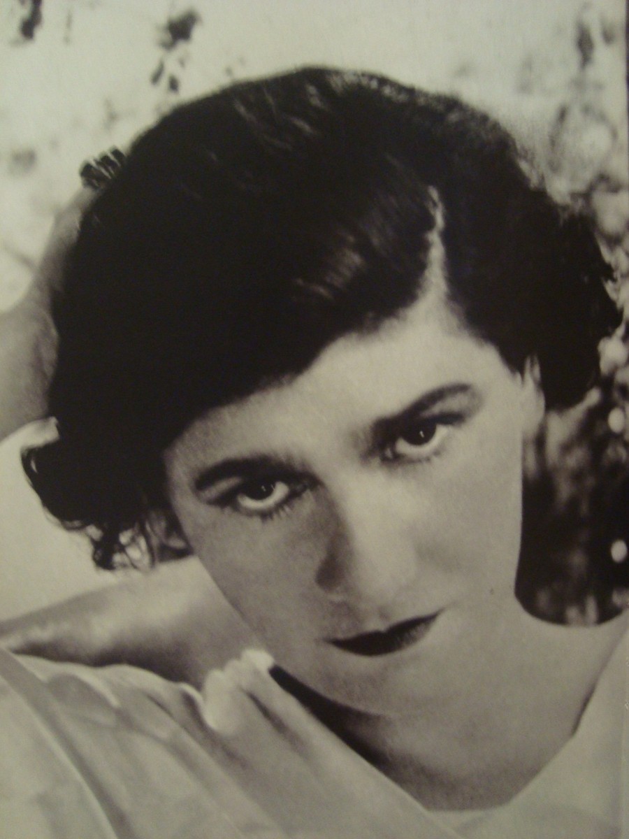 CHANEL GABRIELLE COCO FASHION DESIGNER TIME MAGAZINE 1920 S PHOTO