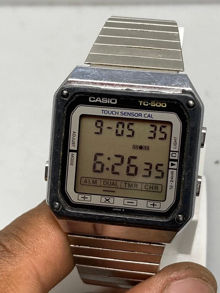 Vintage Casio 119 TC-500 Touch Sensor Calculator Men's Wristwatch