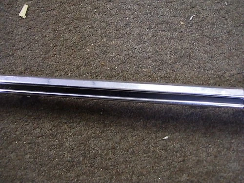 Nuevo de Lote Antiguo 1972-1974 Mercury Villager MX VAGÓN MOLDURA LATERAL D2GY-71517A27-A Foto 2 de 3