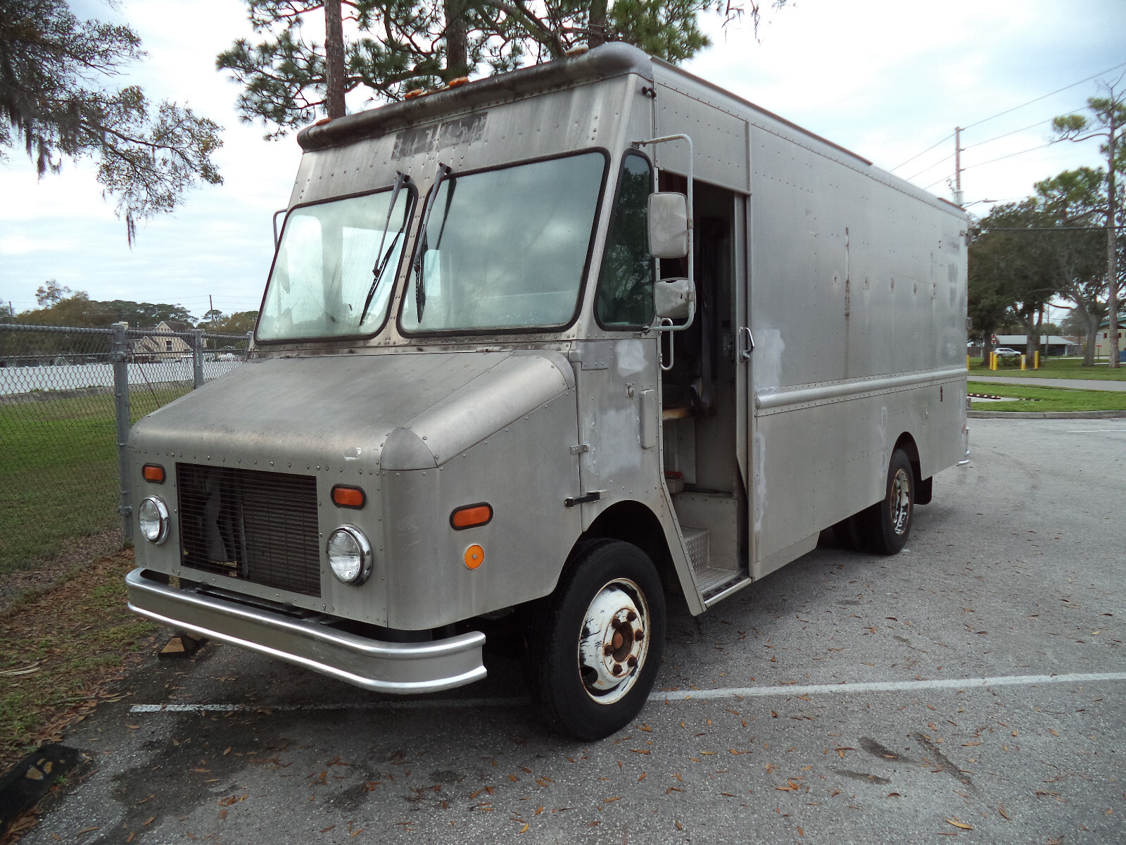 1997 FREIGHTLINER STEP VAN DELIVERY BOX TRUCK eBay