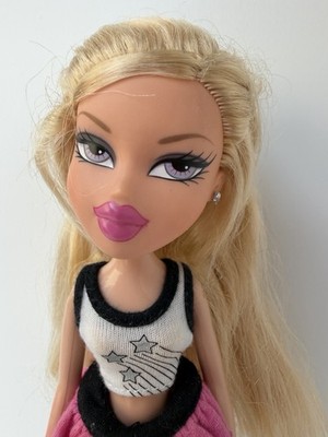 HTF Bratz Play Sportz RC x-treme Skateboarding Cloe Doll Pink
