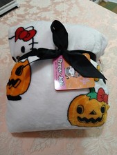Halloween Hello Kitty Throw Blanket Witch Mummy White 60"x70" 2024 Sanrio New