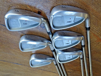 TaylorMade RAC HT Eisen 5-PW / Uniflex Regular Stahlschäfte / Std Länge & Lie