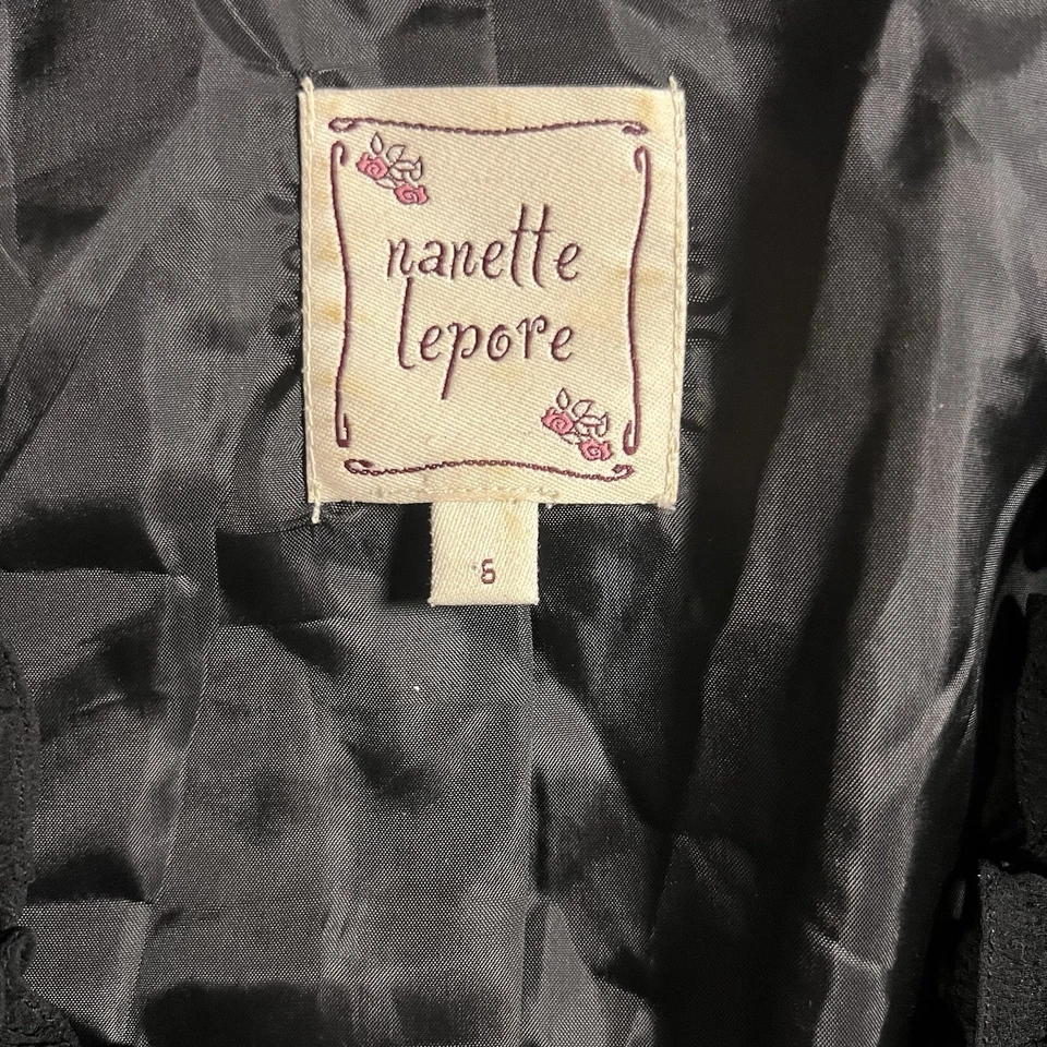 Chaqueta gótica Nanette Lepore terciopelo encaje cuentas encaje floral bordado volantes talla 6 Foto 3 de 4