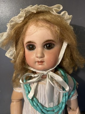 ALTE BABY PUPPE MASKOTTCHEN GESCHLOSSENER MUND ZWILLING STEINER