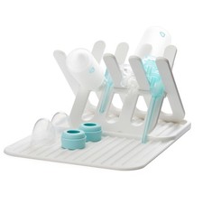 Munchkin Bottle Drying Rack and Mat, Holds 8 Bottles, Pump Parts, White