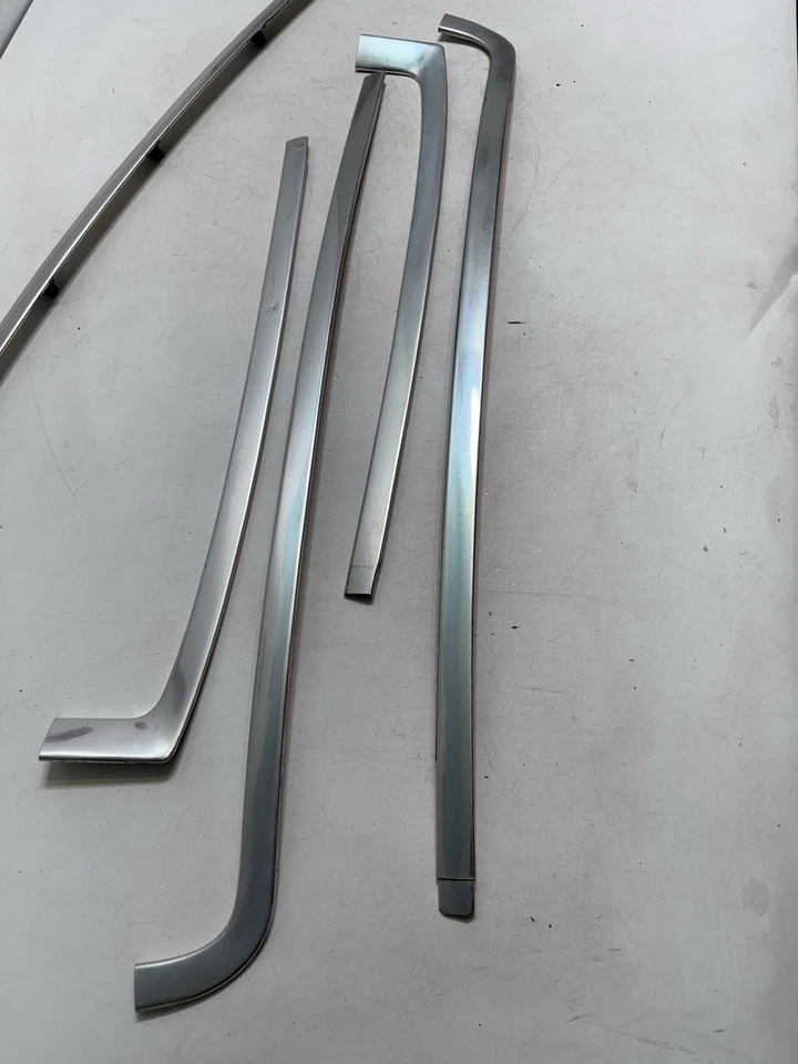 1980-96 Ford F150 Bronco Chrome Windshield Trim Surround window Molding 5 Pc OEM Foto 4 de 4