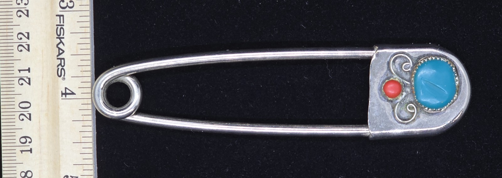 Big Native American Signed Risdon Key-Tag Turquoi… - image 2