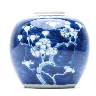Chinesisches Porzellan Ingwer Dose blau weiß Prunus Blume Weißdorn Qing gemarkt 19Jh