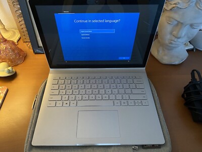 Surface Book - 512GB i7 16GB with GPU | Cracked Screen