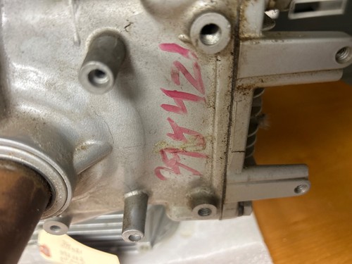 BRIGGS & STRATTON 18HP OPPOSED TWIN Short Block 395421 492102 Vertical Shaft - Picture 10 of 11